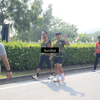 Runner Photo 6937603