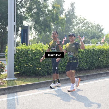 Runner Photo 6937608