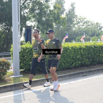 Runner Photo 6937609