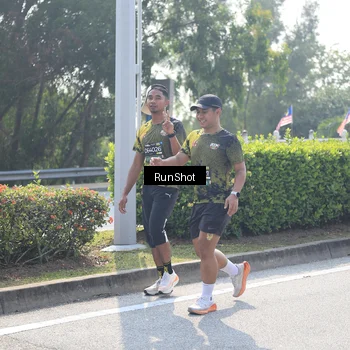 Runner Photo 6937612