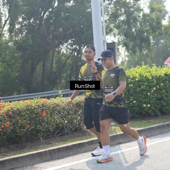 Runner Photo 6937615