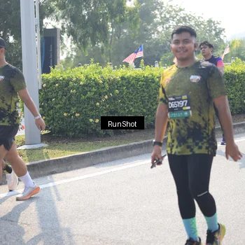 Runner Photo 6937620