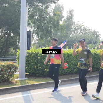 Runner Photo 6937629