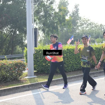 Runner Photo 6937632