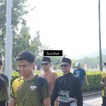 Runner Photo 6937643