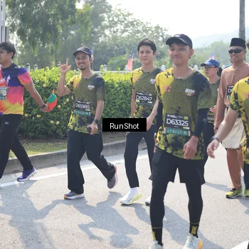 Runner Photo 6937644