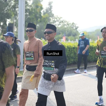Runner Photo 6937647