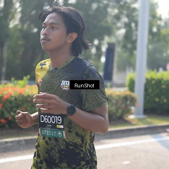 Runner Photo 6937655