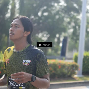 Runner Photo 6937657