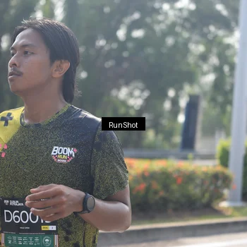 Runner Photo 6937659
