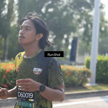 Runner Photo 6937660