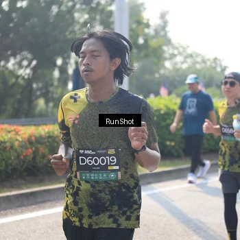 Runner Photo 6937662
