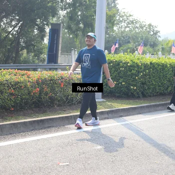 Runner Photo 6937664