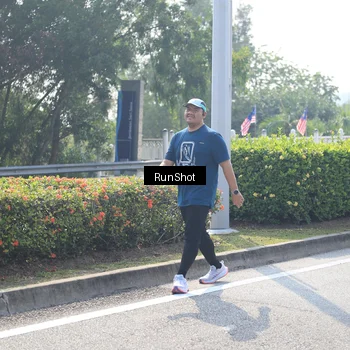 Runner Photo 6937665