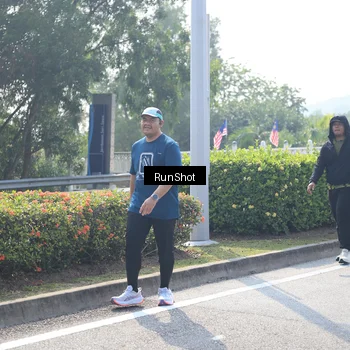 Runner Photo 6937667
