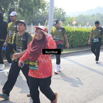 Runner Photo 6937701