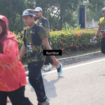 Runner Photo 6937714