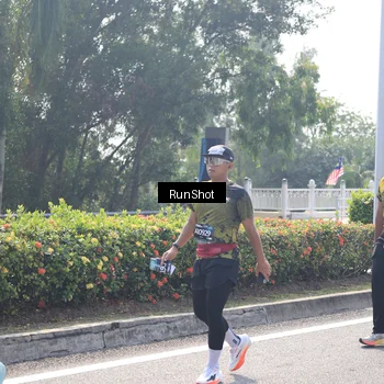 Runner Photo 6937717