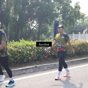 Runner Photo 6937723