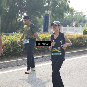 Runner Photo 6937735