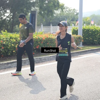 Runner Photo 6937736