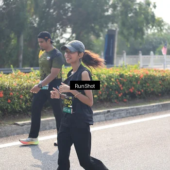 Runner Photo 6937740
