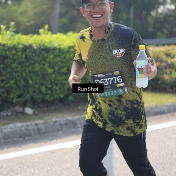 Runner Photo 6937765