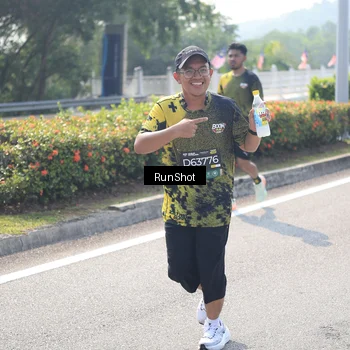 Runner Photo 6937776