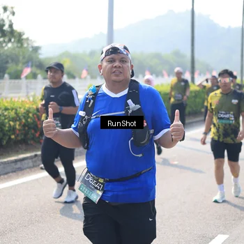 Runner Photo 6937787