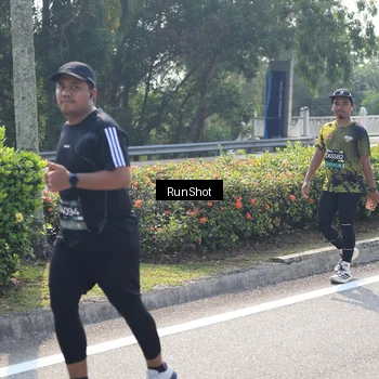 Runner Photo 6937792