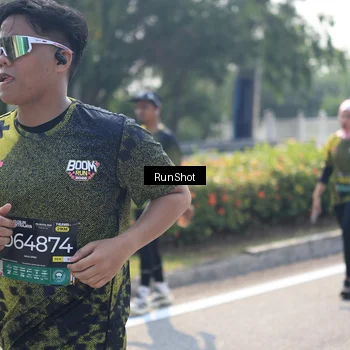 Runner Photo 6937805