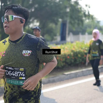 Runner Photo 6937807