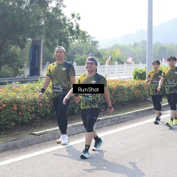 Runner Photo 6937835