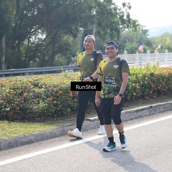 Runner Photo 6937840
