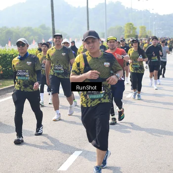Runner Photo 6937844