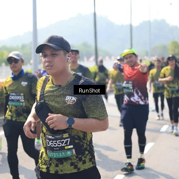 Runner Photo 6937850