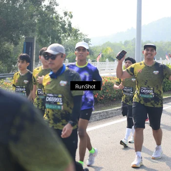 Runner Photo 6937861