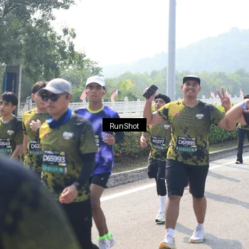 Runner Photo 6937862