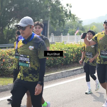 Runner Photo 6937863