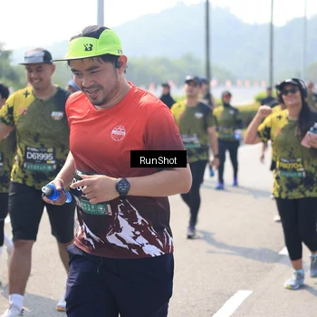 Runner Photo 6937864