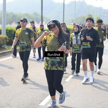 Runner Photo 6937868