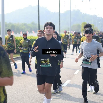 Runner Photo 6937878