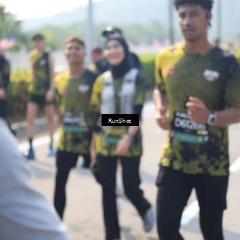 Runner Photo 6937890