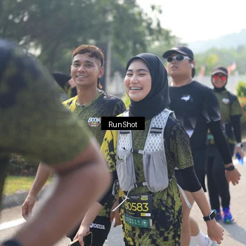 Runner Photo 6937896