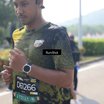 Runner Photo 6937898
