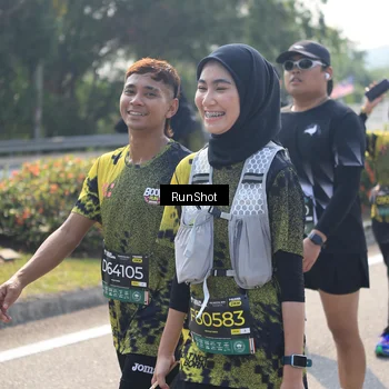 Runner Photo 6937900