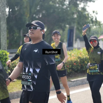 Runner Photo 6937901