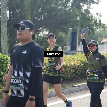 Runner Photo 6937906