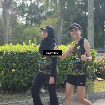 Runner Photo 6937908