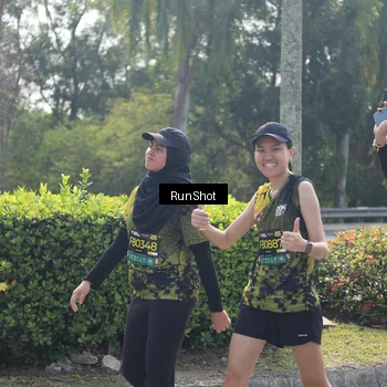 Runner Photo 6937909